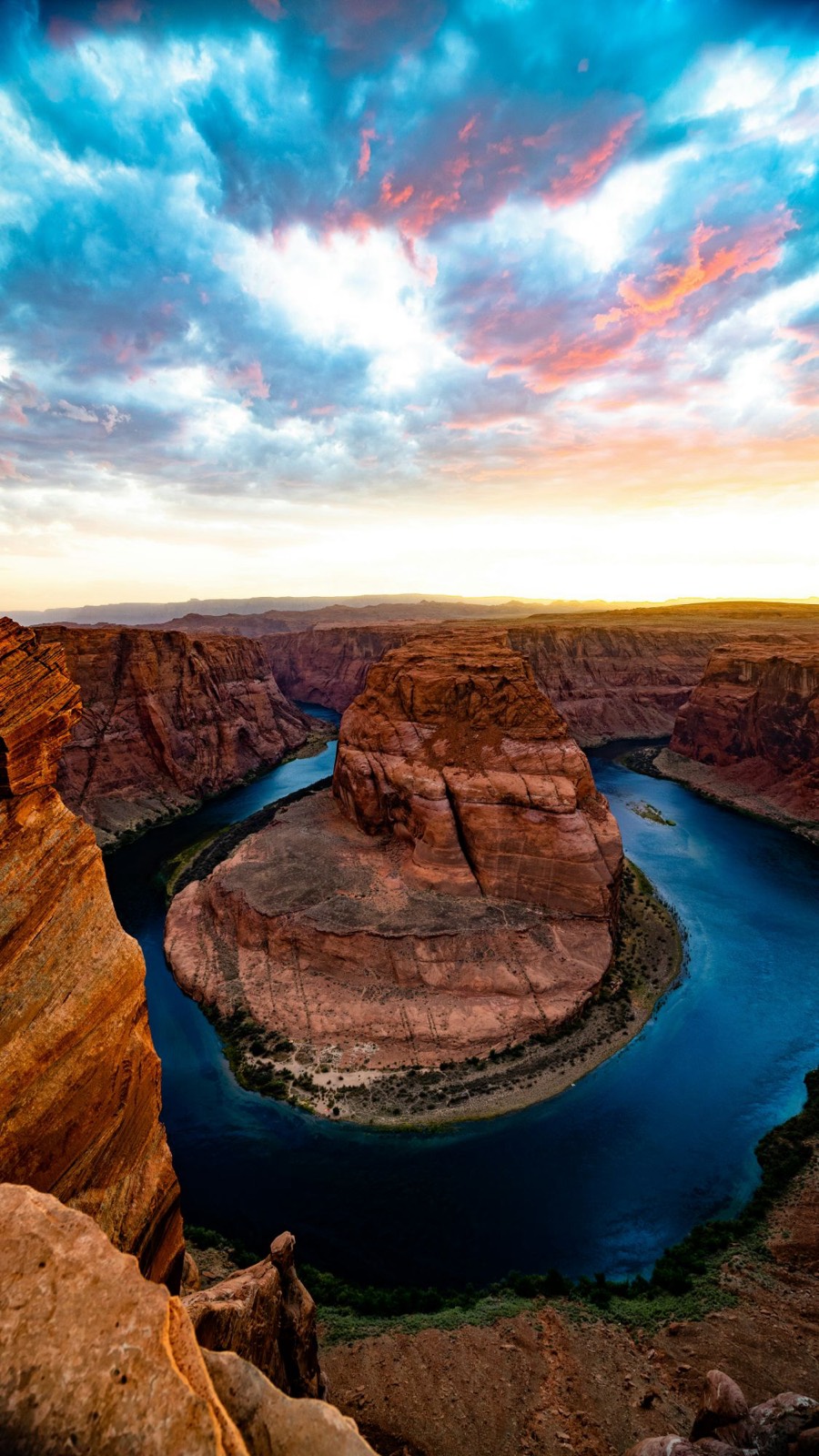Horseshoe Bend at sunset